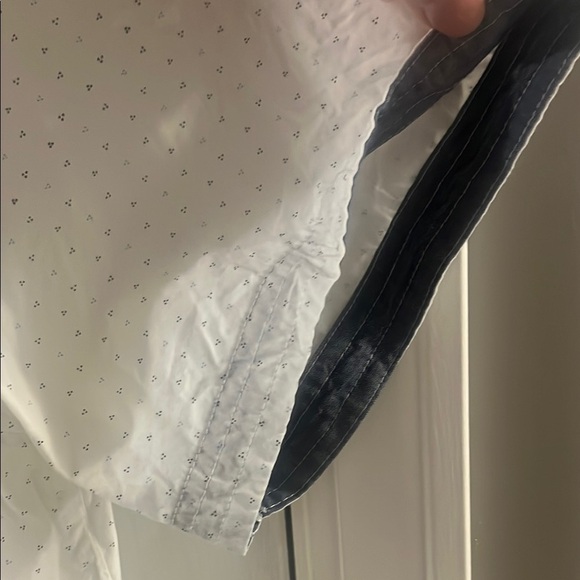 White Casual Button Down Shirt with Short Sleeves - Picture 4 of 7